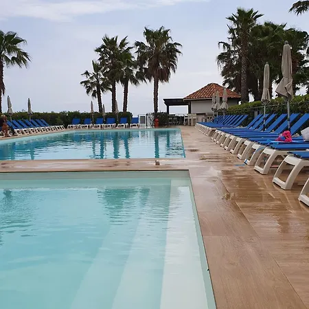 Διαμέρισμα T2 Les Pieds Dans L Eau Avec Piscine