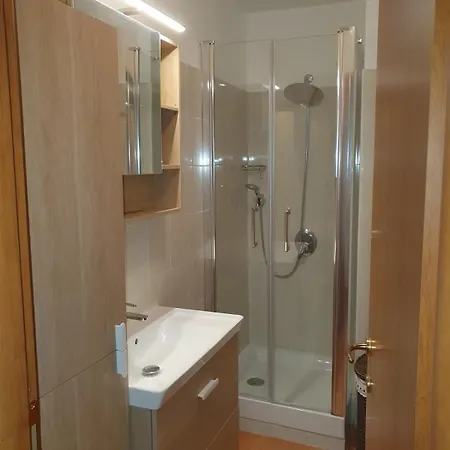 T2 Les Pieds Dans L Eau Avec Piscine Apartment *